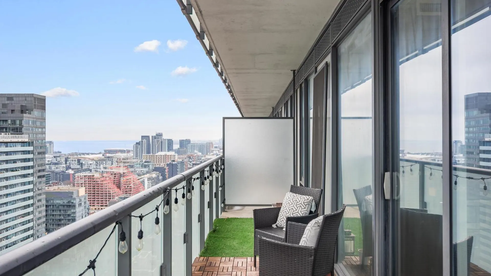 The Aventi Suites - Downtown Toronto - Across Tiff Bell Lightbox