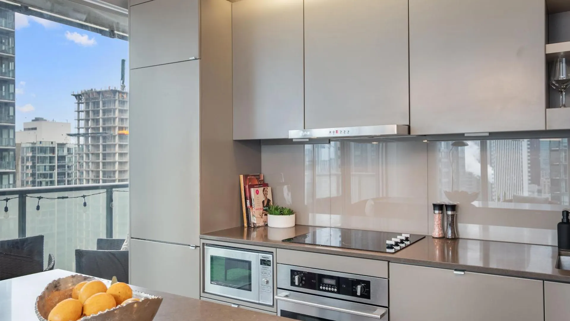Apartment The Aventi Suites - Downtown Toronto - Across Tiff Bell Lightbox