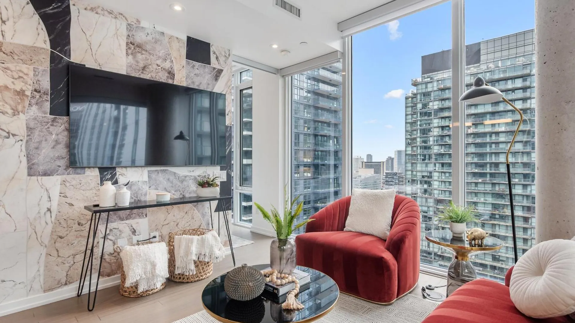 The Aventi Suites - Downtown Toronto - Across Tiff Bell Lightbox